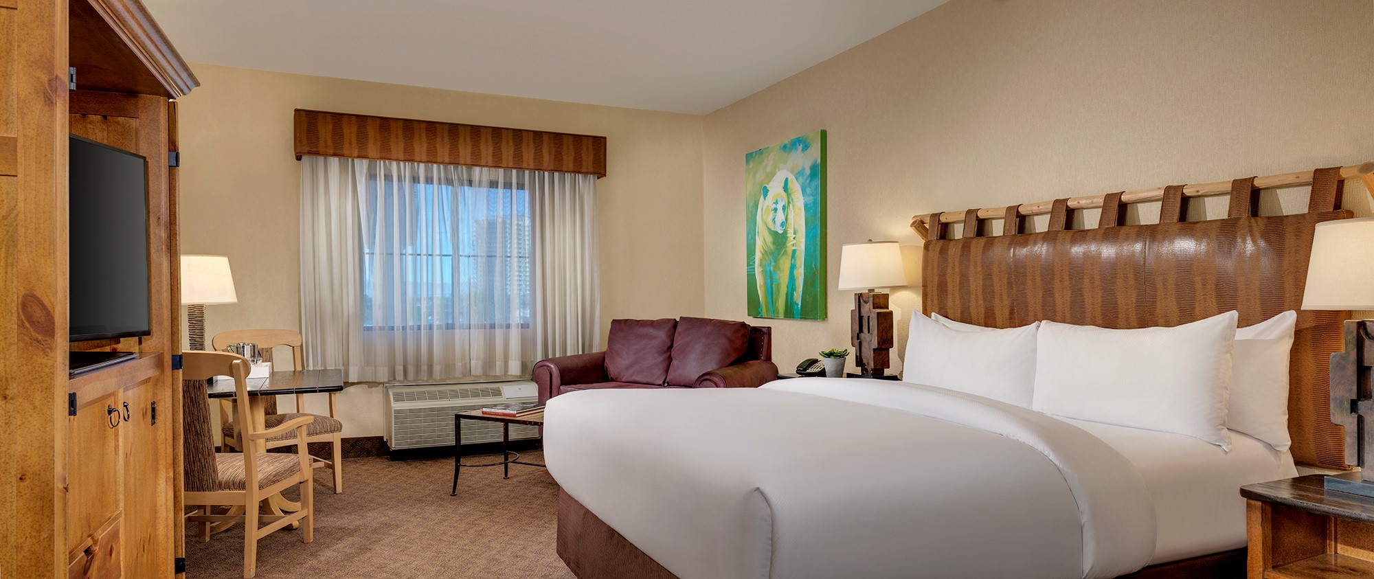 Resort Rooms at Silverton Casino Lodge Las Vegas